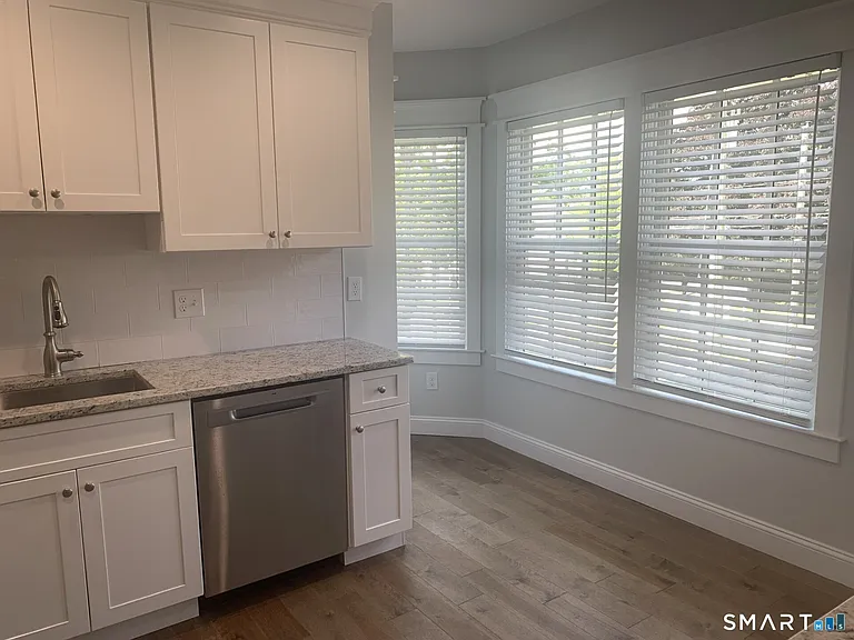 138 Deer Hill Ave #3 — Photo 7