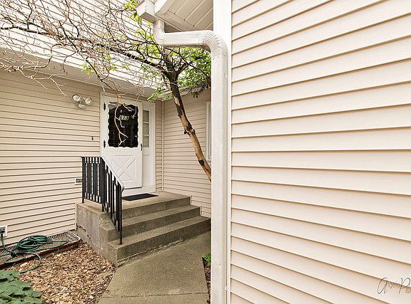 3rd image of 15023 Martin Ln