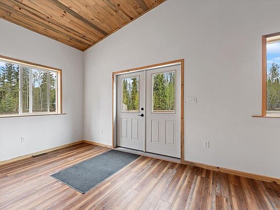 2nd image of 6045 Johnson Rd