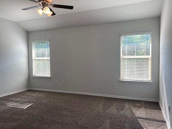 4th image of 4301 Abergavenny Dr
