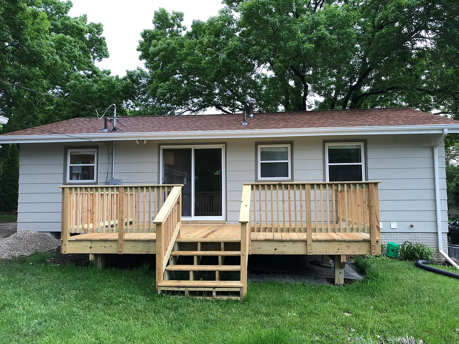 4 bed, 1900 sqft, $1,700 — Photo 2