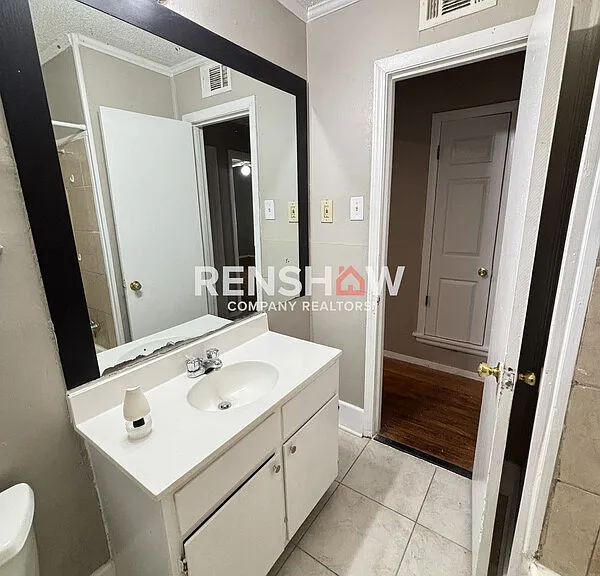 4694 McCrory Ave — Photo 12