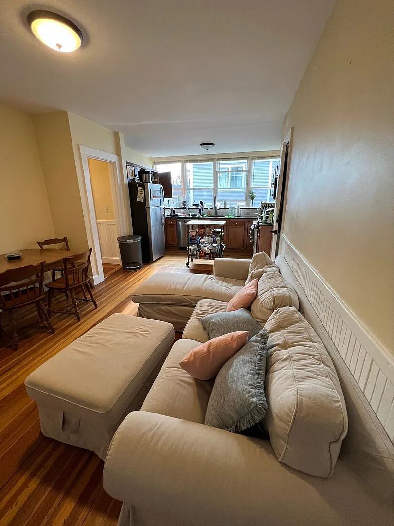 340 Beacon St #2B Somerville MA 02143 — Photo 1