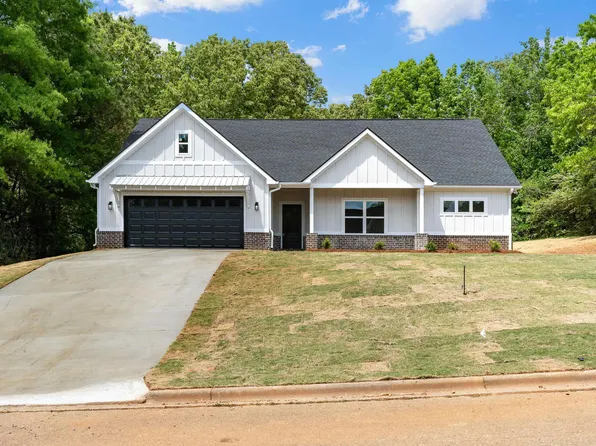 7662 Cloverdell Dr, Pinson, AL 35126