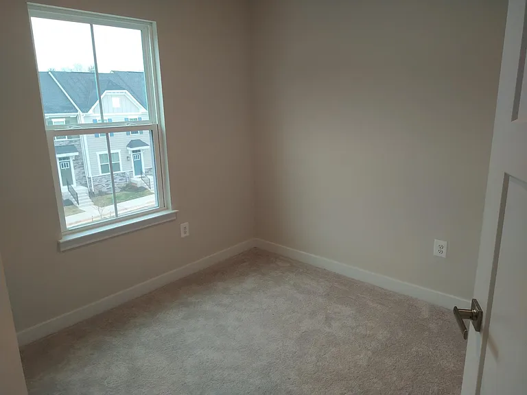 2031 Landon Ln — Photo 20