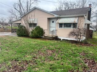 703 Bruce St, Perryville, MO 63775