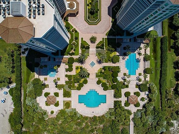 3rd image of 1180 GULF BOULEVARD #906