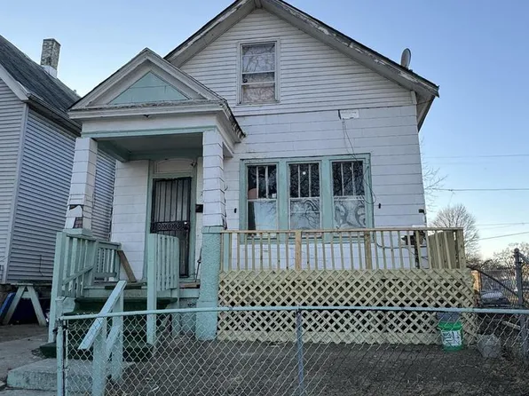 2749 North 16th STREET, Milwaukee, WI 53206