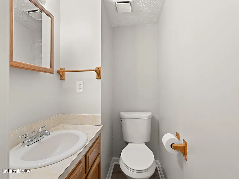 3509 Tabor Ct #6 — Photo 16