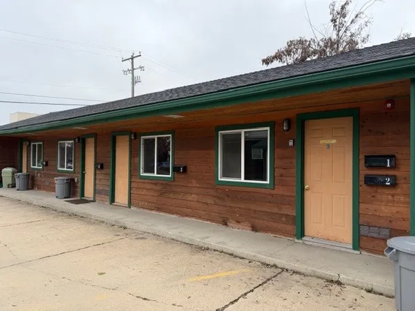 521 S 3rd Ave #1, Sandpoint, ID 83864