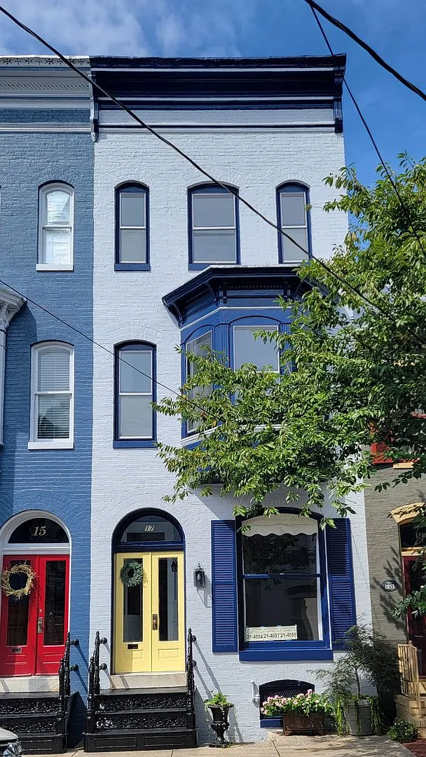 Building Photo - 17 E 3rd St #3