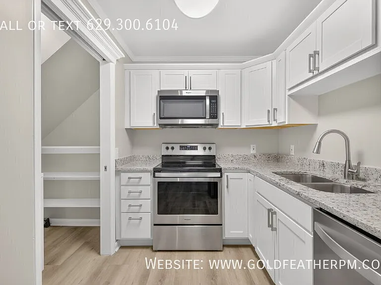 109B Harrow Ct — Photo 20