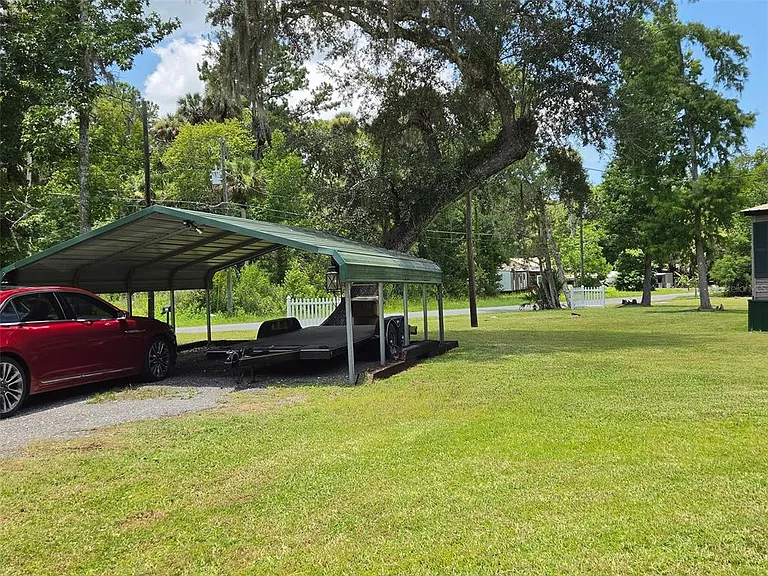 56314 Blue Creek Rd — Photo 18