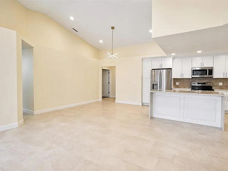 2229 Foggy Ridge Pkwy — Photo 4