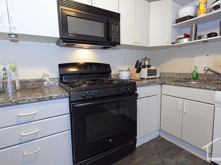127 Glenville Ave #1A — Photo 9