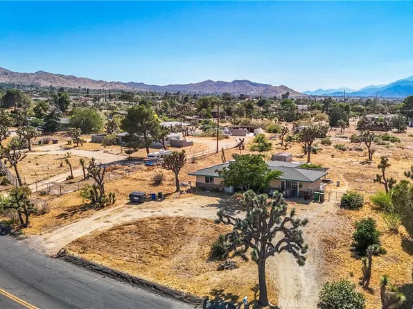 7736 Joshua Ln, Yucca Valley, CA 92284