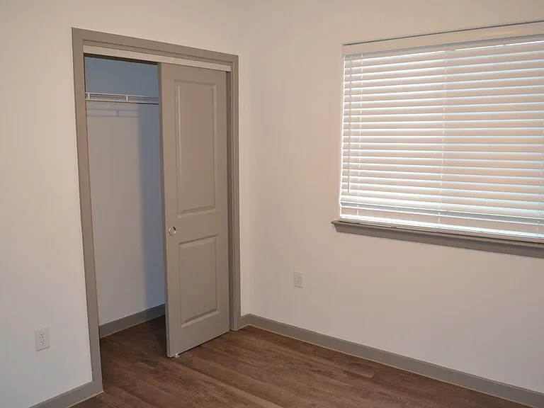 Majestic Ranch Apartment Homes — Photo 28