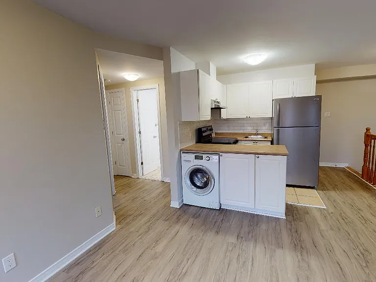 1230 Emperor Ave — Photo 28