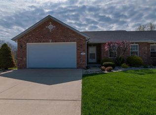 1669 Lakepointe Estates Dr, O Fallon, IL 62269