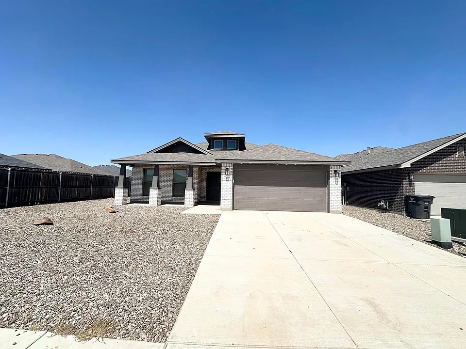 2827 Battle Ave