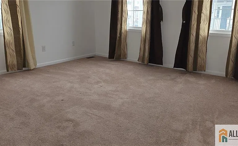 72 George Russell Way — Photo 9