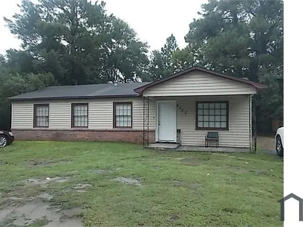2520 Farnell Dr, Mobile, AL 36605