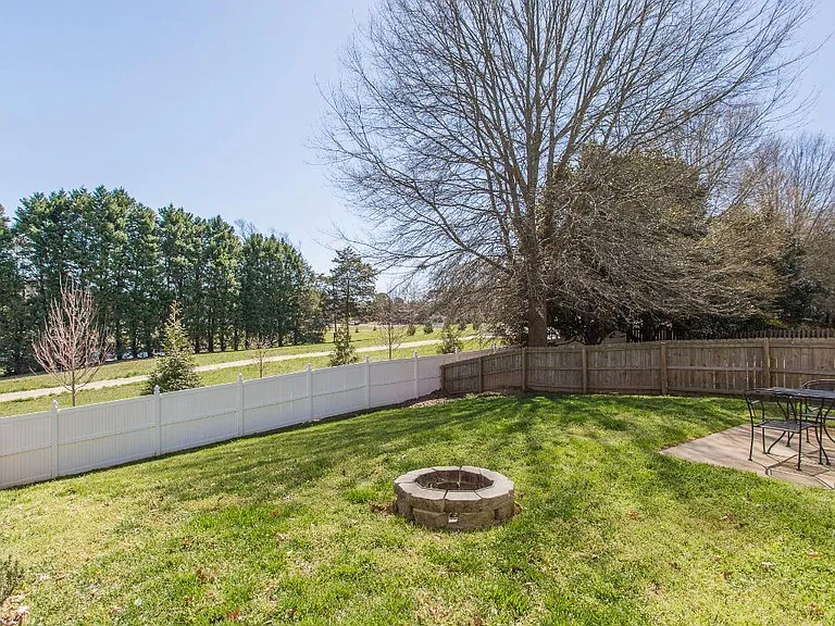 160 Solheim Ln — Photo 27