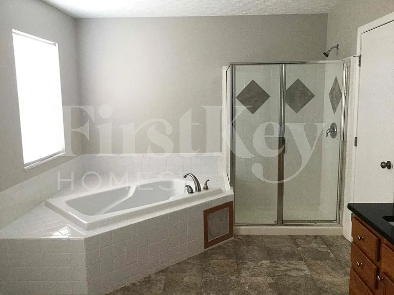 7249 Bennell Dr — Photo 16