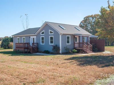 182 Red Hawk Ln, Olin, NC, 28660