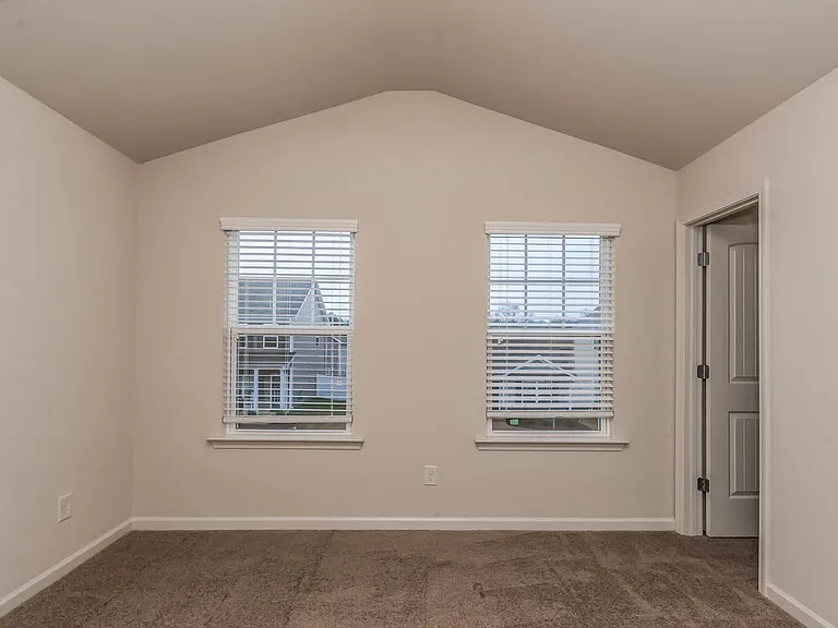 98 High Point Way — Photo 15