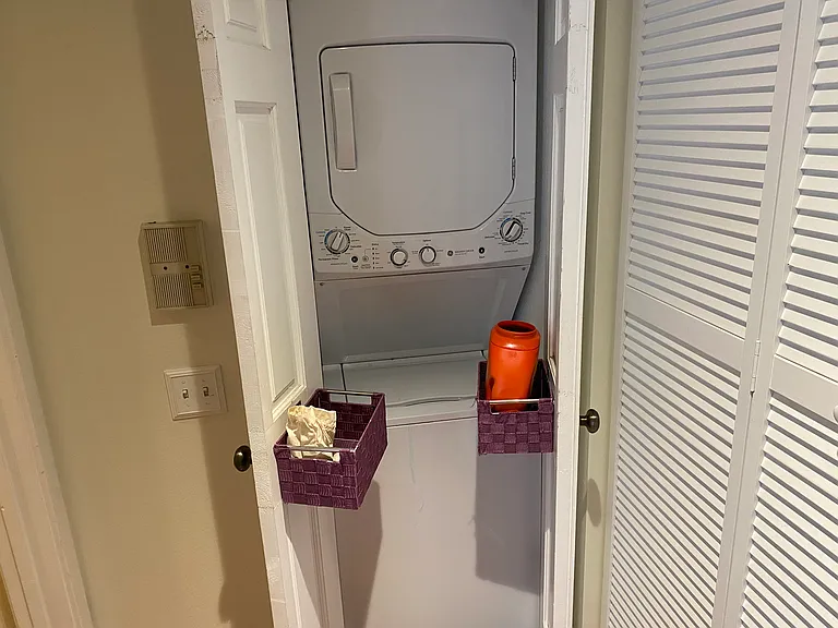 8860 Villa La Jolla Dr #107 — Photo 10