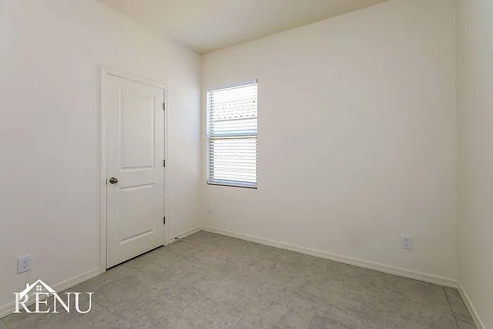 35480 W San Capistrano Ave — Photo 15