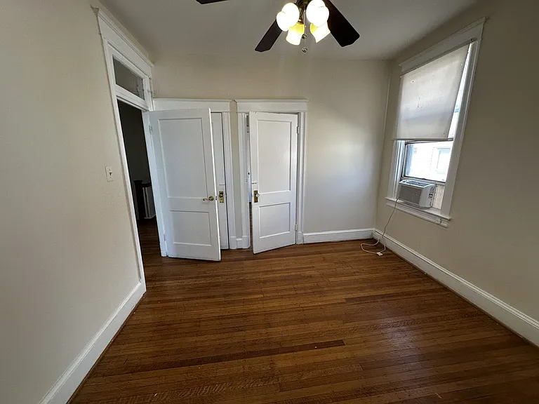 1223 F St NE — Photo 15