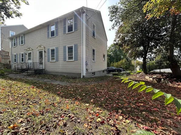 266 Massasoit Rd, Worcester, MA 01604