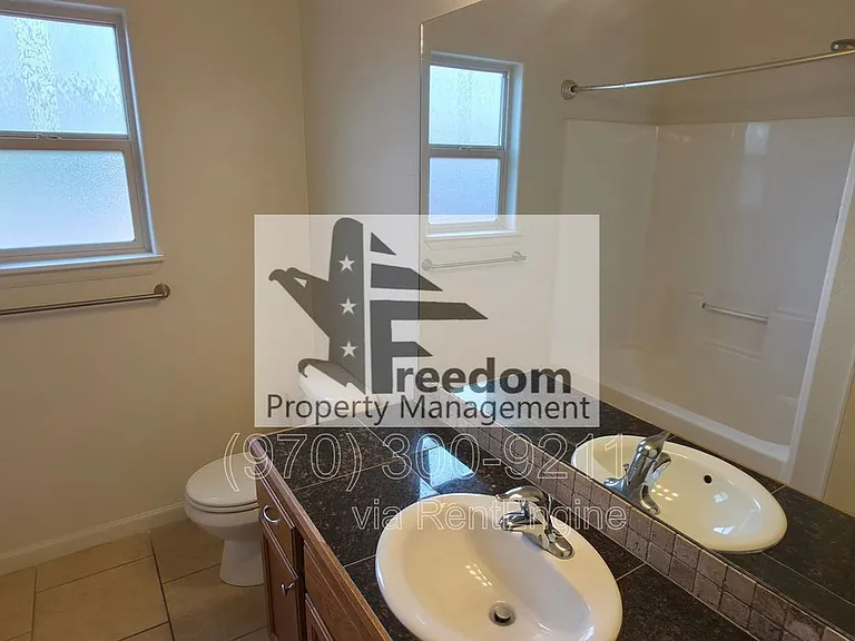 1187 Cherrywood Ave — Photo 8