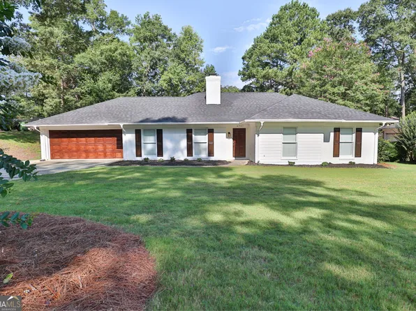 6727 Trapper Way, Midland, GA 31820
