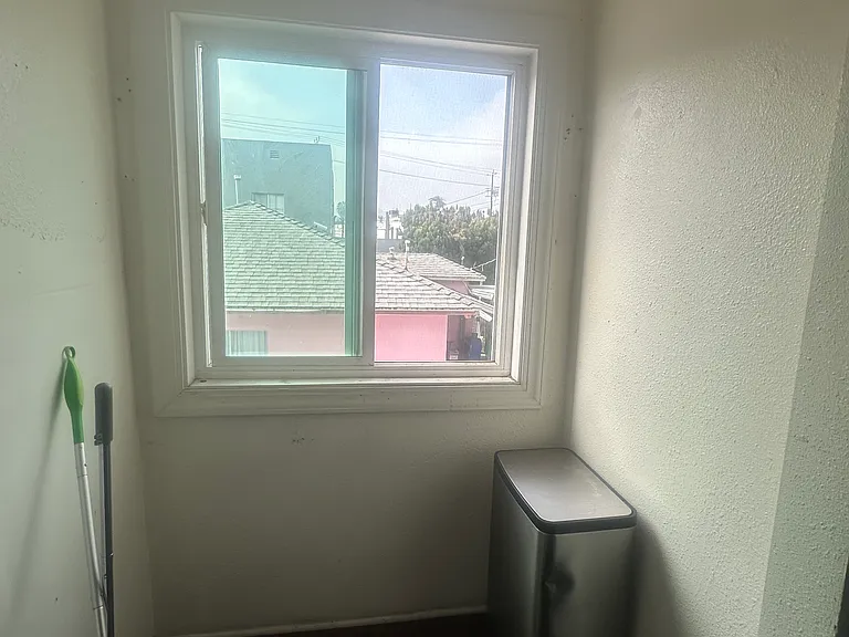 2535 Hauser Blvd #D — Photo 5