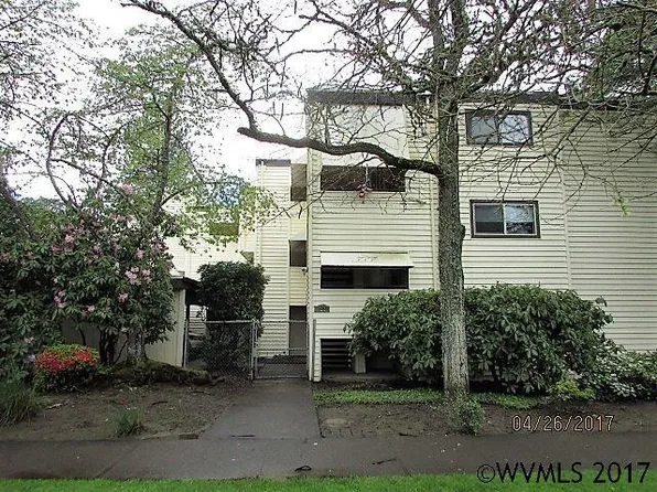 777 Cottage St NE APT D, Salem, OR 97301