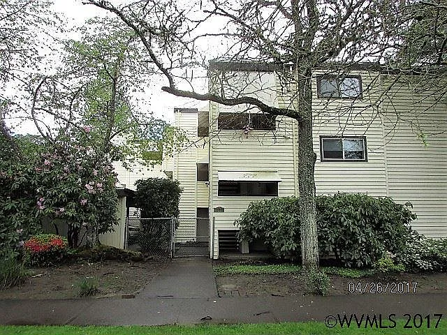 777 Cottage St NE APT D photo 1