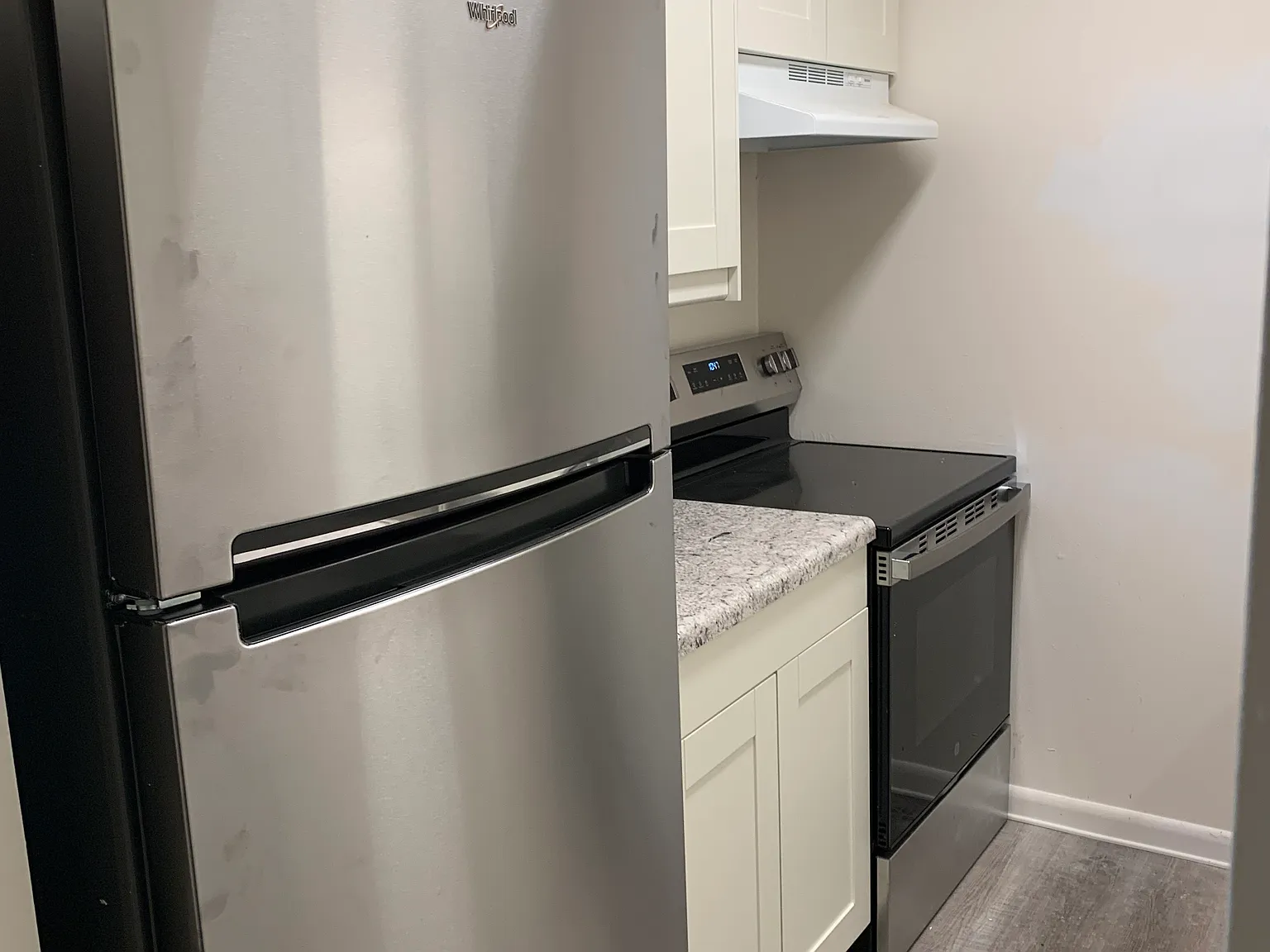 1 bed, 750 sqft, $985 — Photo 3