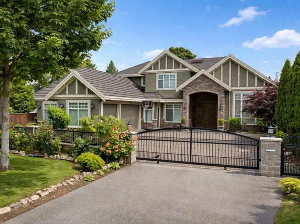 7428 Montana Rd, Richmond, BC V7C 2K8