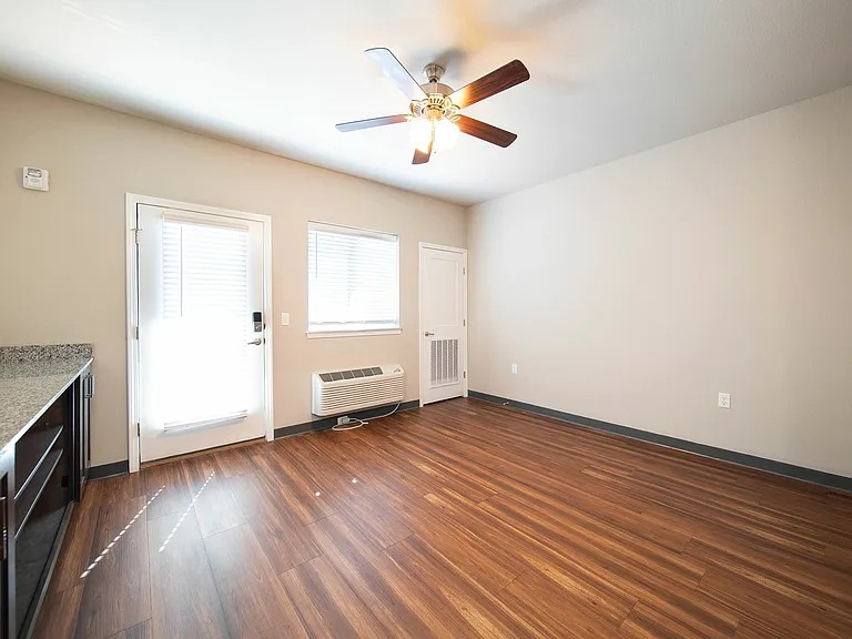 Cambium Apartments — Photo 40