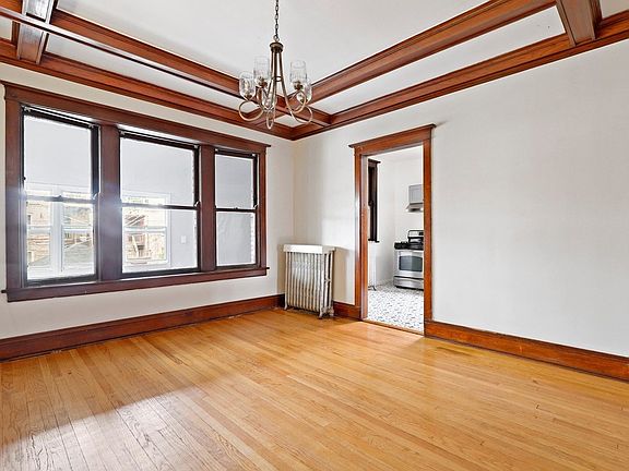 5th image of 7940 S Peoria St #1