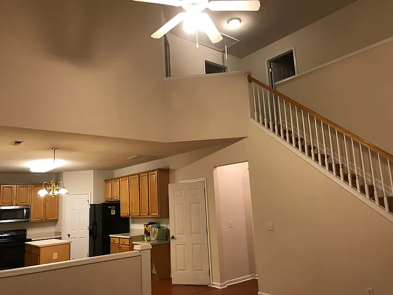 105 Kurtner Ct — Photo 5