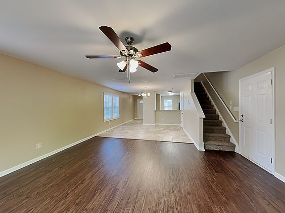 5th image of 9246 Tiger Lily Ln