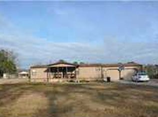 5586 Rosebank Rd, Wadmalaw Island, SC 29487