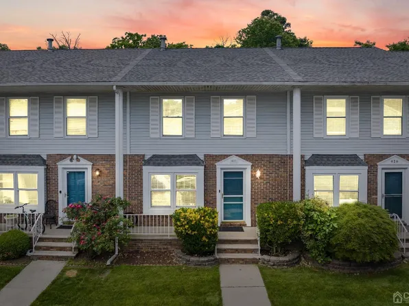 427 Gambocz Ct, Monmouth Junction, NJ 08852