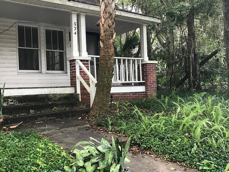 1st image of 534 NE 4th Ave