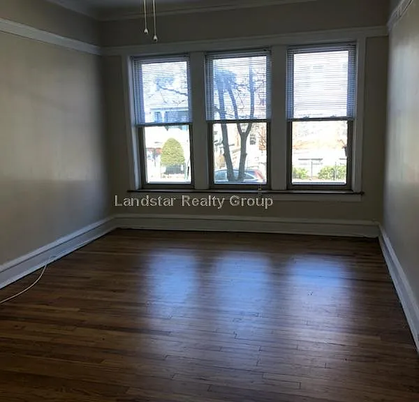 1969 W Foster Ave #1 — Photo 8