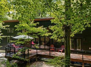 14823 N Main St, Buchanan, MI 49107